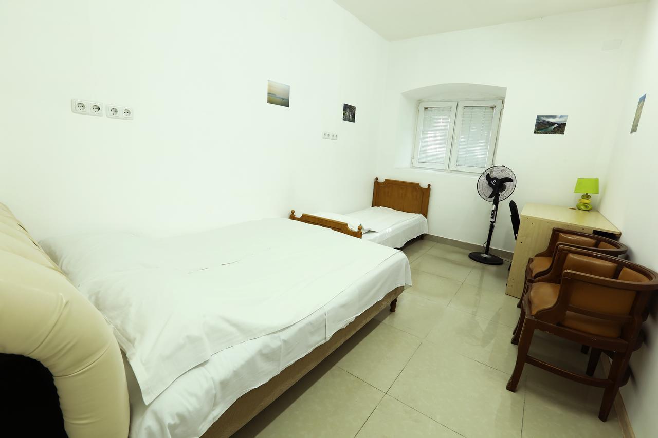 Byron Hostel Jerevan Exteriér fotografie