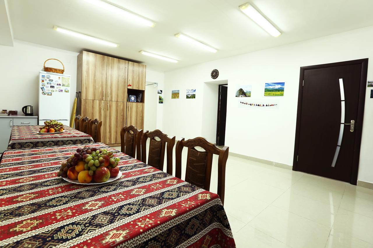 Byron Hostel Jerevan Exteriér fotografie